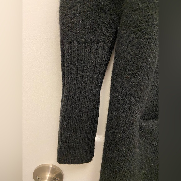 GAP Long Cardigan Sweater in Black (X-Small) - Picture 3 of 7